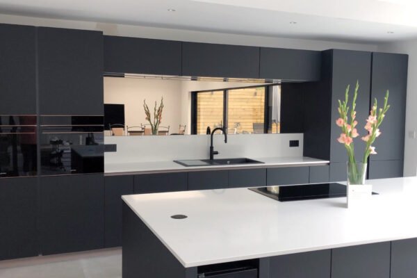 Schmidt Palmers Green